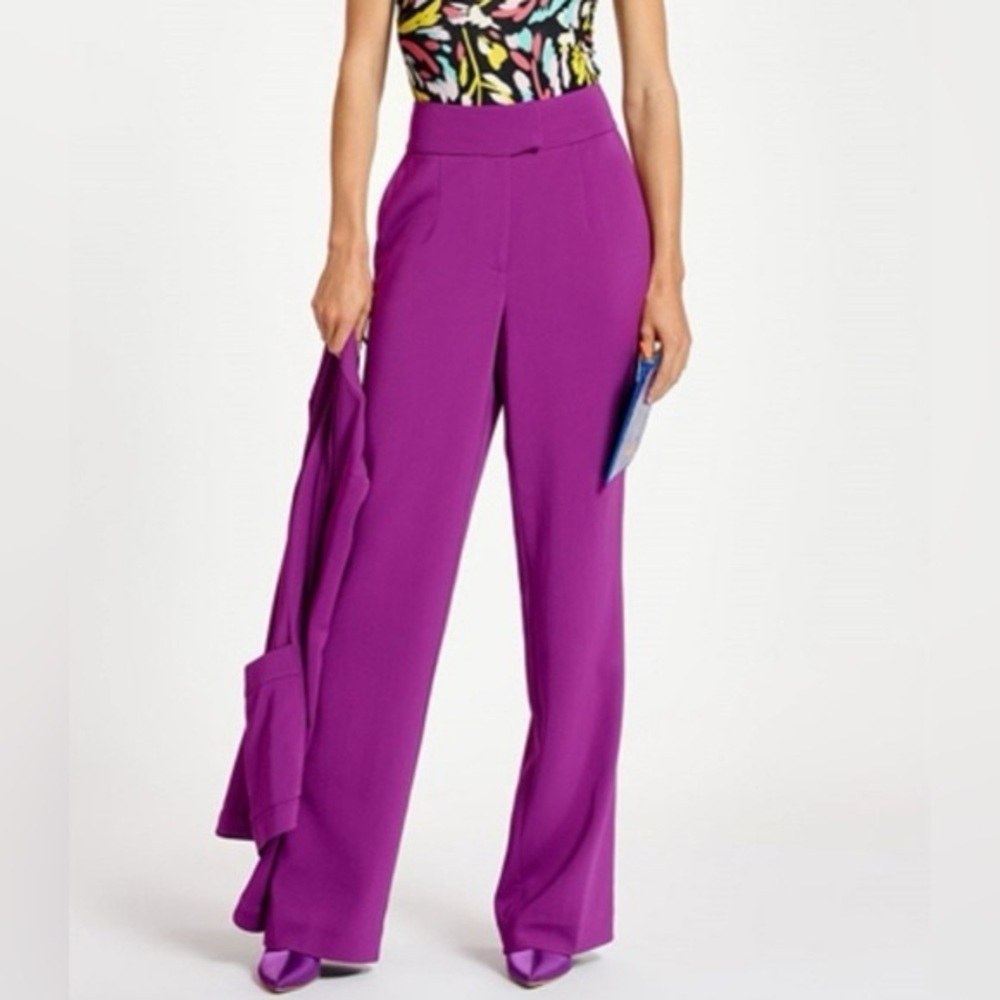 BNWT Elegant Women's Wide Leg Pants in Vibrant Purple